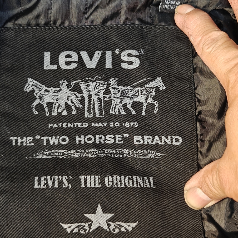 Levi's jacket - Picture 4 of 5